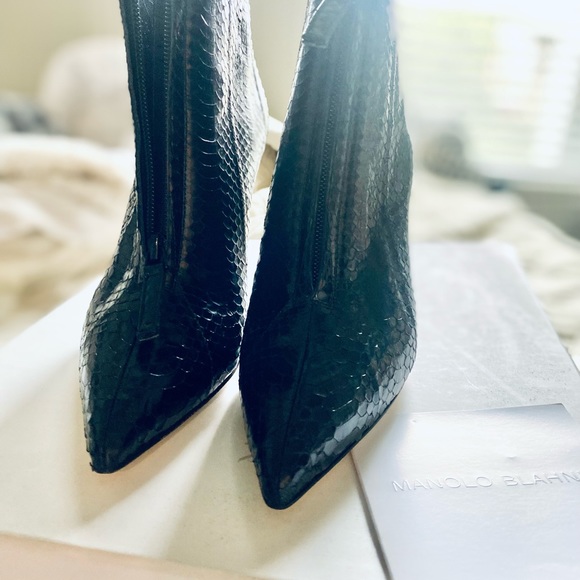 , Manolo booties - Picture 4 of 7